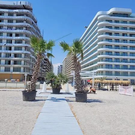 Lakeside Apartament *
